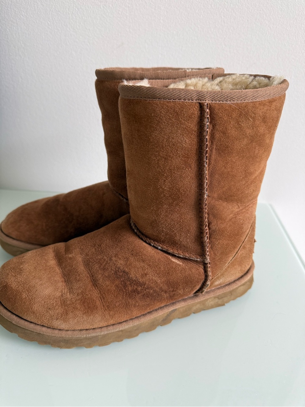 UGG Cream Shearling-Lined Footwear Label Detail